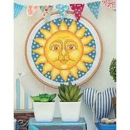 Editor’s Pick Cross Stitcher Project Pack - Solar Smile - Issue 400