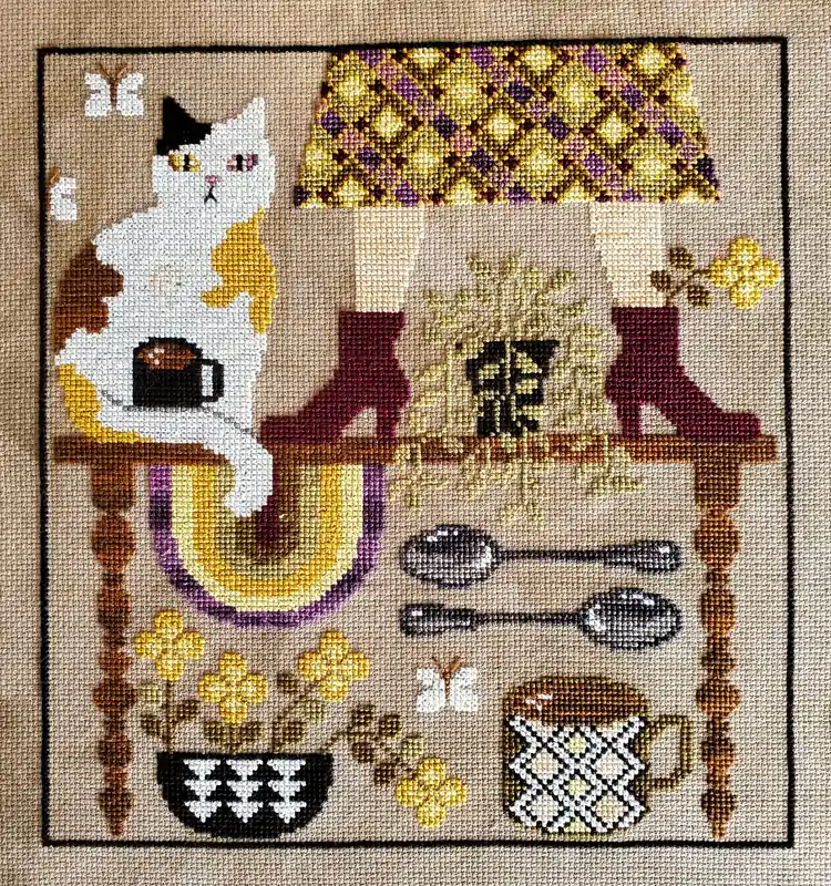 Handmade Cats and Cocoa by The Artsy Housewife