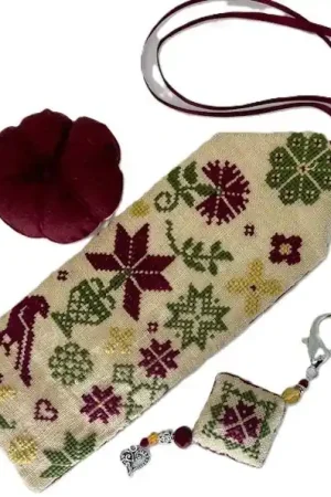 Best Seller Tiny Quaker Etui Kit by Praiseworthy Stitches