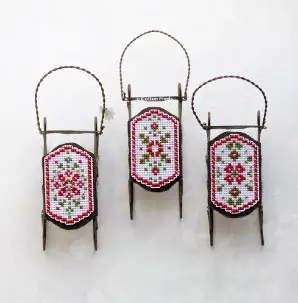 ‘Festive Collection’ Sleds by Cotton Pixels Professional Grade