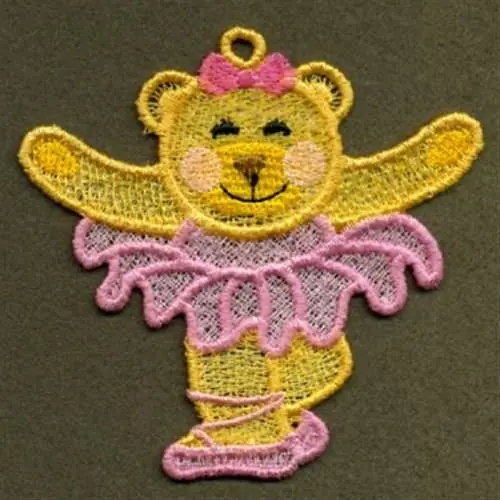 Brand New FSL Bowing Bear Embroidery Design